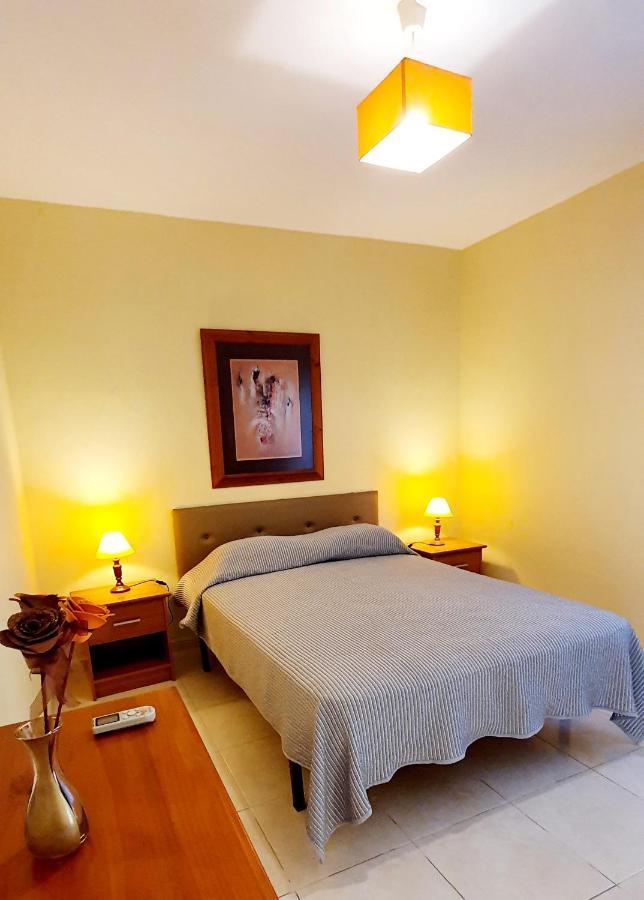 Villa Belinha - Guest House Quarteira Luaran gambar