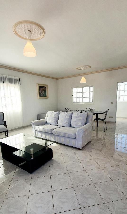Villa Belinha - Guest House Quarteira Luaran gambar