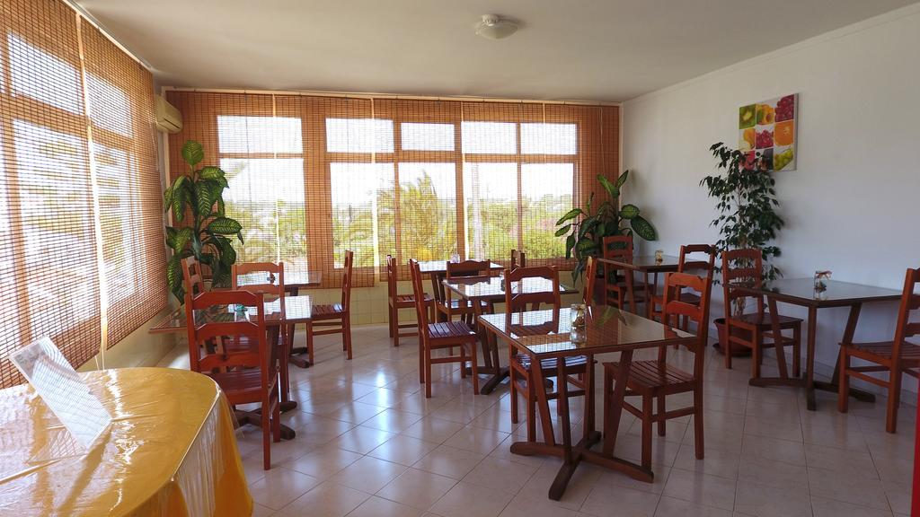 Villa Belinha - Guest House Quarteira Luaran gambar